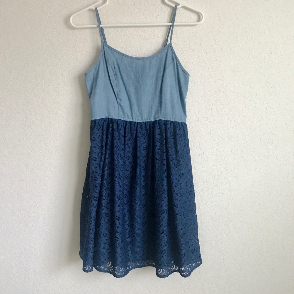 Strap floral lace dress